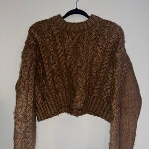 Cropped chunky brown sweater